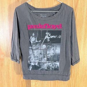 Pink Floyd Gray Cropped Tee Top